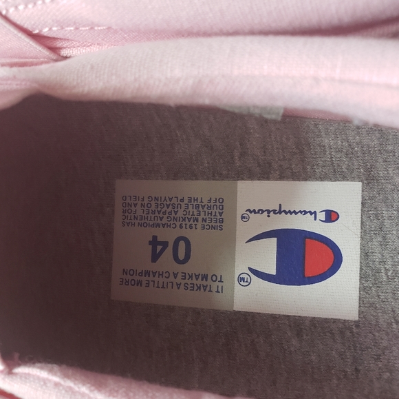 Girls Preowned Pink & White Champion Slips Ons - Picture 5 of 6